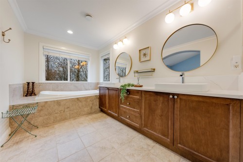 11456 154A Street, Surrey, BC 