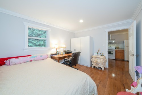 1949 134 Street, Surrey, BC 