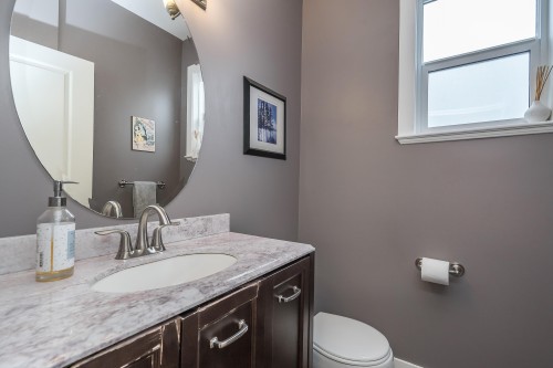 19232 68A Avenue, Surrey, BC 