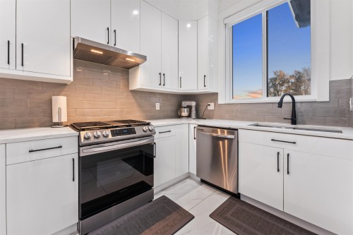 16620 18B Avenue, Surrey, BC 