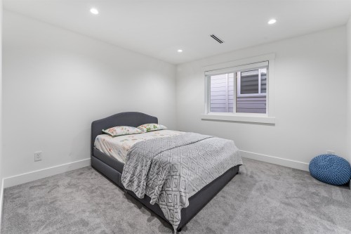 16620 18B Avenue, Surrey, BC 