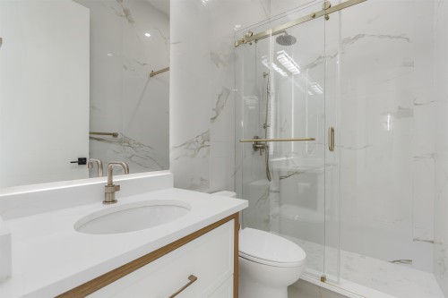 20062 27A Avenue, Langley, BC 