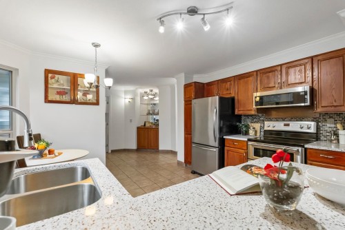 133-15153 98 Avenue, Surrey, BC 