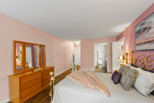 133-15153 98 Avenue, Surrey, BC 