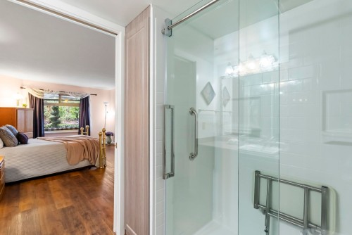 133-15153 98 Avenue, Surrey, BC 