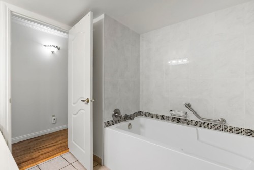 133-15153 98 Avenue, Surrey, BC 