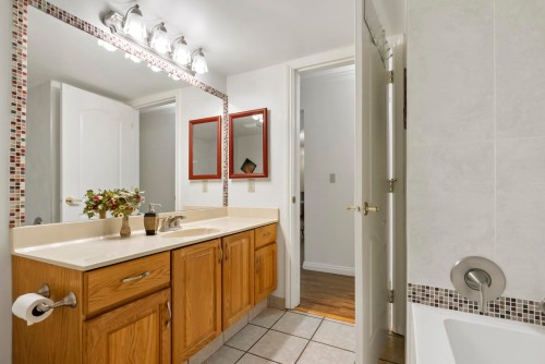 133-15153 98 Avenue, Surrey, BC 