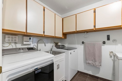 133-15153 98 Avenue, Surrey, BC 