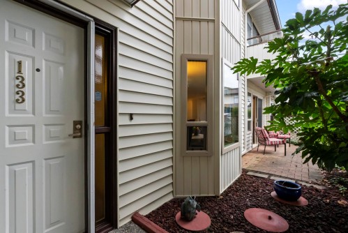 133-15153 98 Avenue, Surrey, BC 