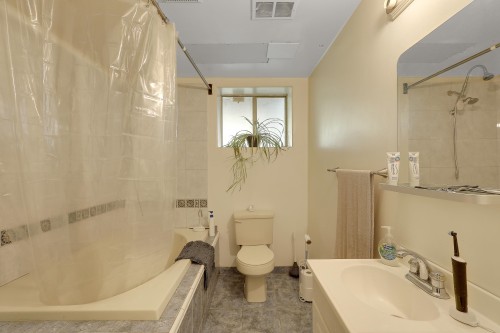 14373 115 Avenue, Surrey, BC 