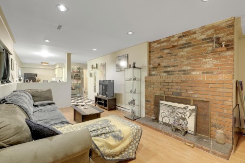 14373 115 Avenue, Surrey, BC 