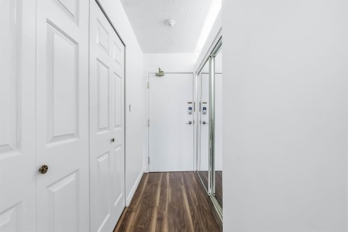 701-14881 103A Avenue, Surrey, BC 