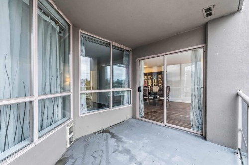 701-14881 103A Avenue, Surrey, BC 