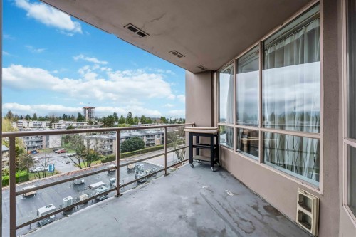 701-14881 103A Avenue, Surrey, BC 