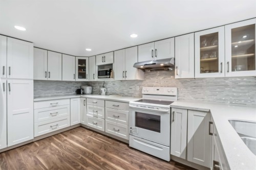 701-14881 103A Avenue, Surrey, BC 