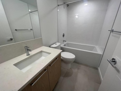 311-3182 Gladwin Rd, Abbotsford, BC 