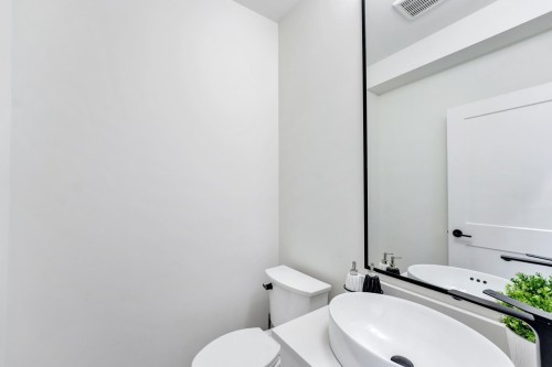 37-20189 84 Avenue, Langley, BC 