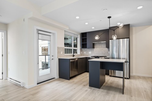 301-7920 206 Street, Langley, BC 