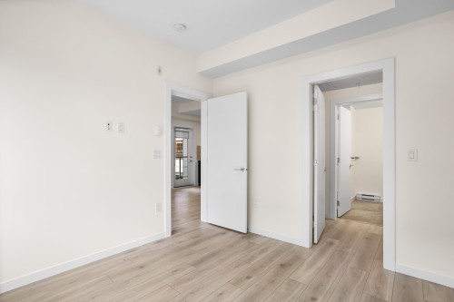 301-7920 206 Street, Langley, BC 