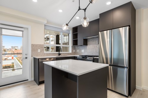 301-7920 206 Street, Langley, BC 