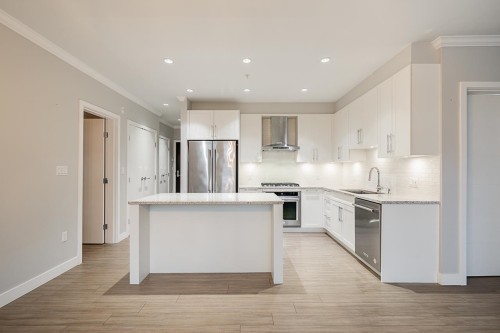 109-1975 154 Street, Surrey, BC 