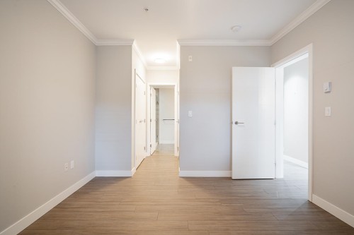 109-1975 154 Street, Surrey, BC 