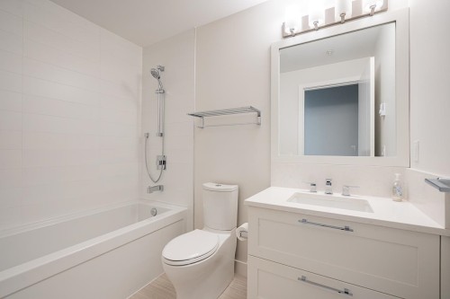 109-1975 154 Street, Surrey, BC 