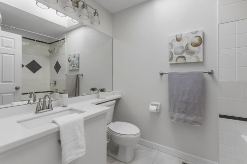 18-8257 121A Street, Surrey, BC 