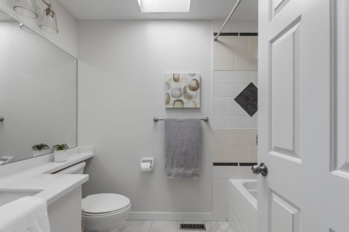 18-8257 121A Street, Surrey, BC 