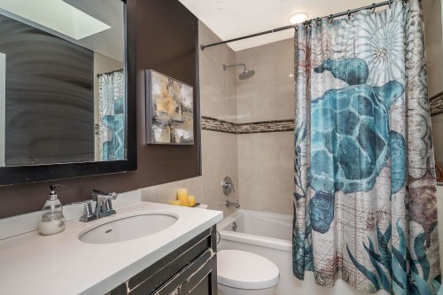 12549 21A Avenue, Surrey, BC 