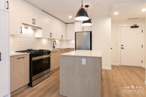 203-27249 Aldergrove Town Centre Drive, Langley, BC 