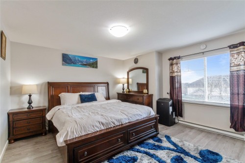 5653 148A Street, Surrey, BC 