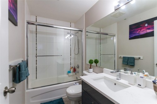 5653 148A Street, Surrey, BC 