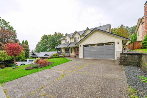 3556 Dunsmiur Way, Abbotsford, BC 