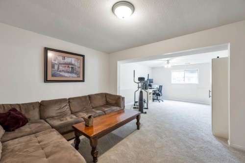 3556 Dunsmiur Way, Abbotsford, BC 