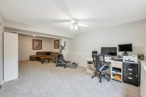 3556 Dunsmiur Way, Abbotsford, BC 