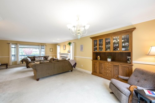 3556 Dunsmiur Way, Abbotsford, BC 