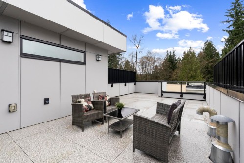 19-13895 64 Avenue, Surrey, BC 