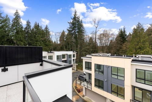 19-13895 64 Avenue, Surrey, BC 