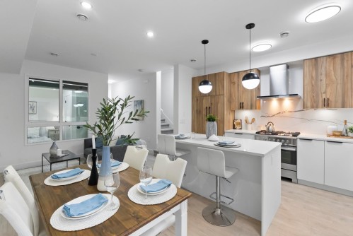 19-13895 64 Avenue, Surrey, BC 