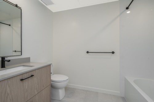 404-27218 Aldergrove Town Centre Drive, Langley, BC 