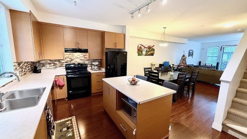 98-9525 204 Street, Langley, BC 