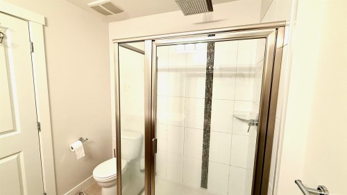 98-9525 204 Street, Langley, BC 