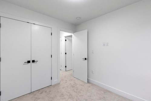 35-13895 64 Avenue, Surrey, BC 