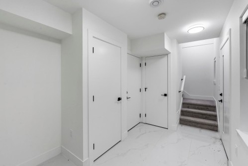 35-13895 64 Avenue, Surrey, BC 