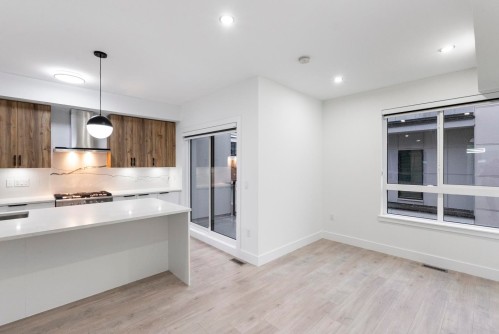 35-13895 64 Avenue, Surrey, BC 