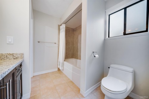 1831 Keys Place, Abbotsford, BC 