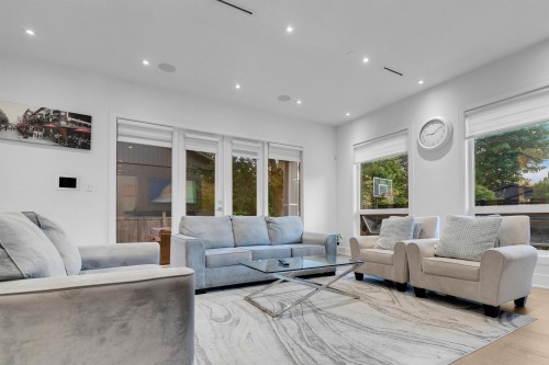 1440 Maple Street, White Rock, BC 