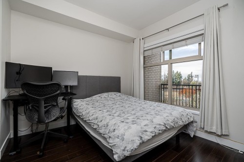 215-13468 King George Boulevard, Surrey, BC 