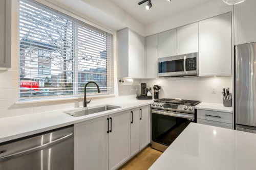 124-7506 199A Street, Langley, BC 